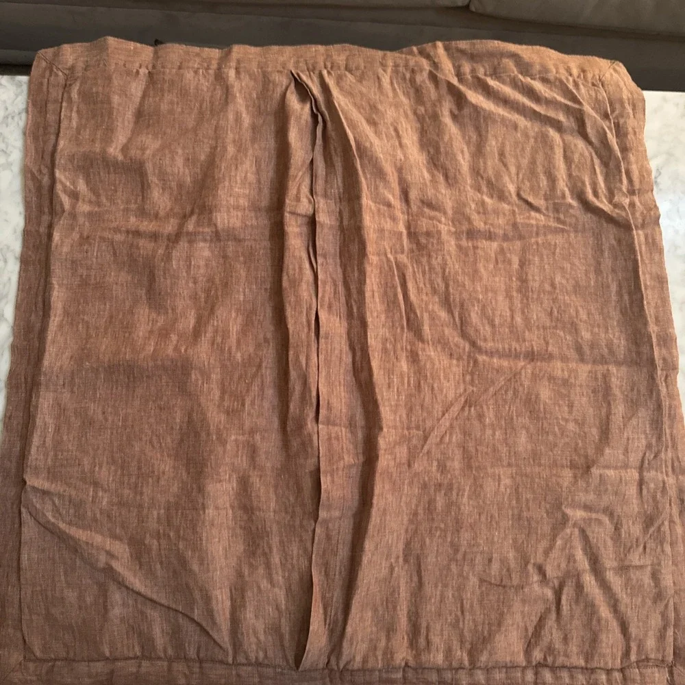 POTTERY BARN Euro (26